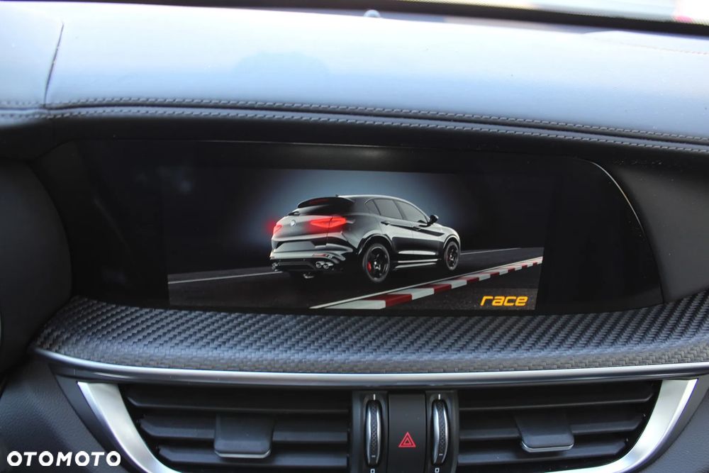Alfa Romeo Stelvio 2.9 Bi Turbo V6 Quadrifoglio Q4 - 18