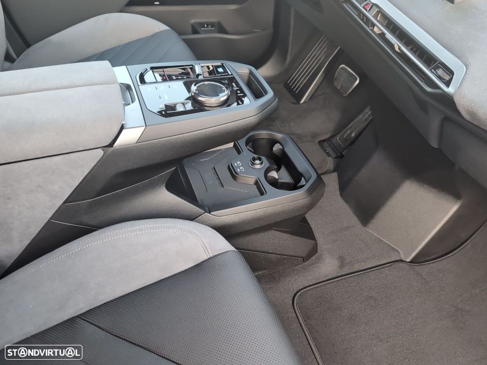 BMW iX xDrive 45 Pack Desportivo Pro - 19