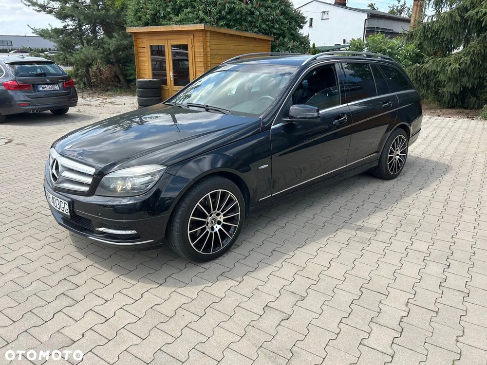 Mercedes-Benz Klasa C 220 CDI DPF (BlueEFFICIENCY) 7G-TRONIC - 11