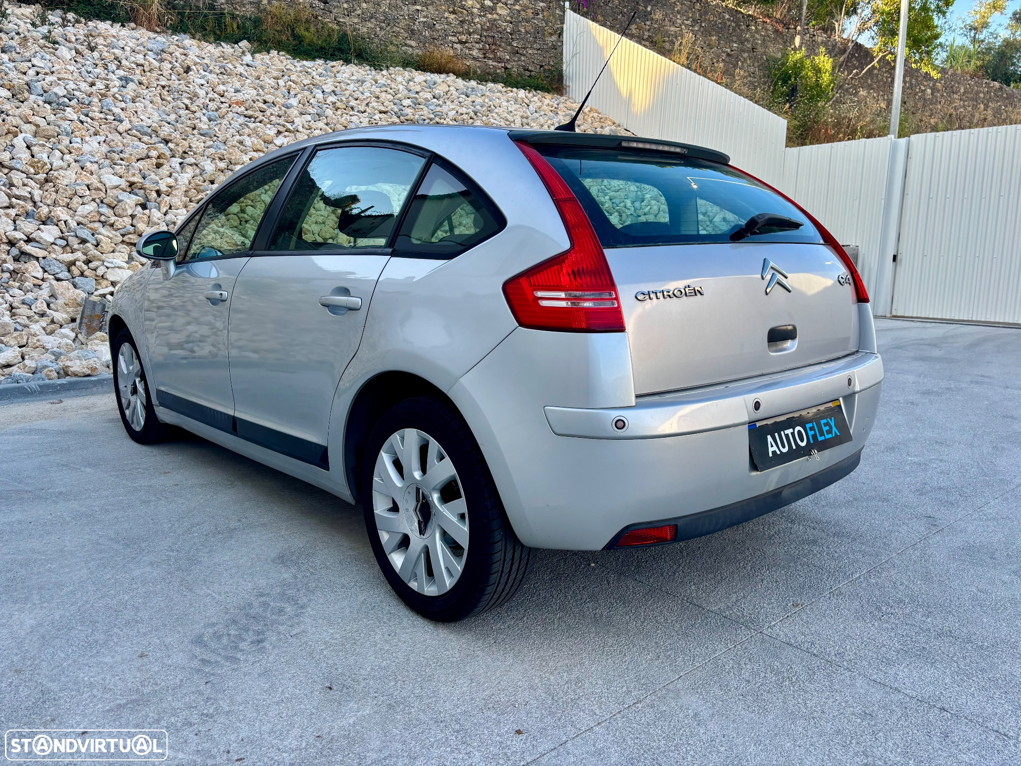 Citroën C4 1.6 HDi SX - 16