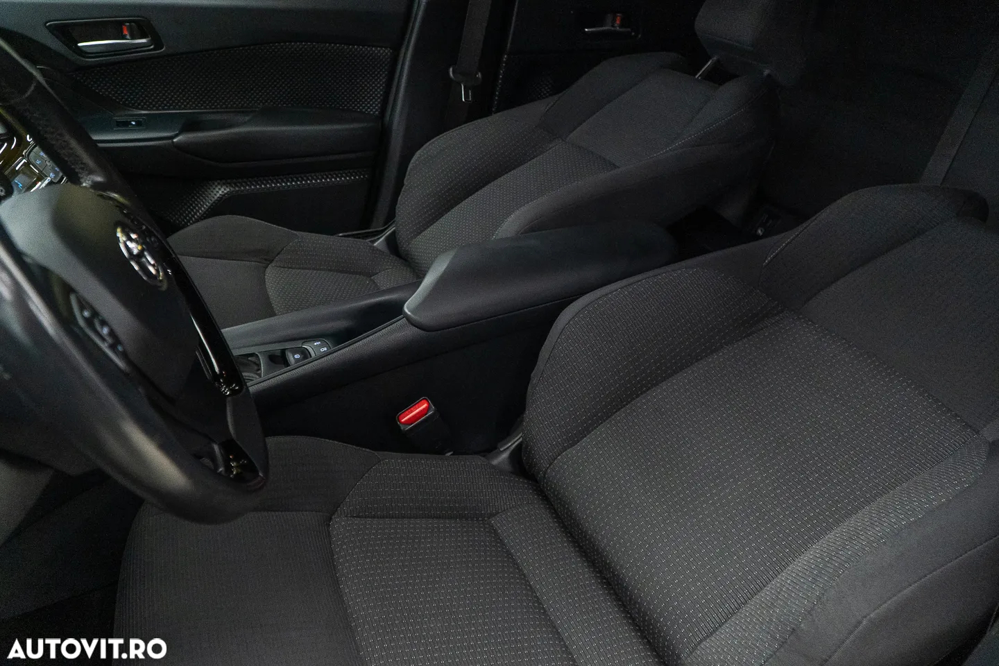 Toyota C-HR 1.2 Turbo 4x2 CVT C-ult - 16