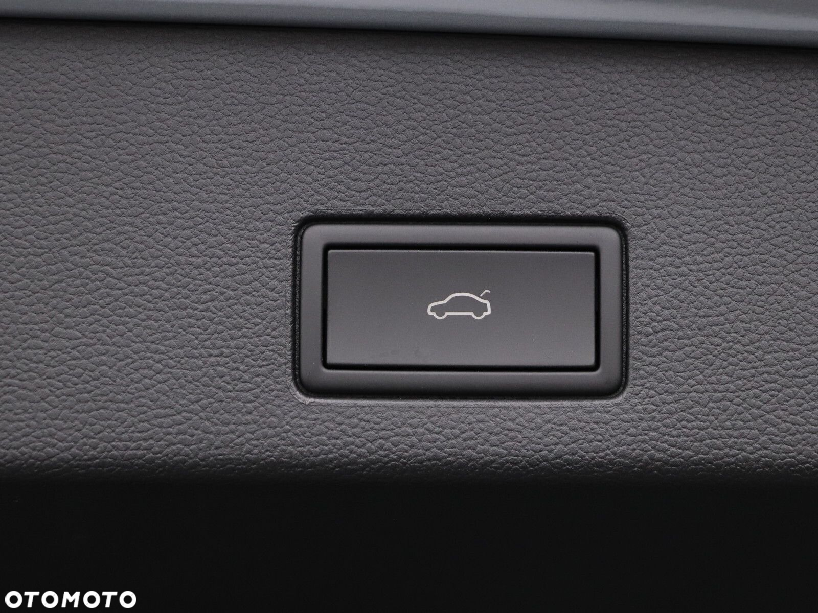 Volkswagen Golf - 27