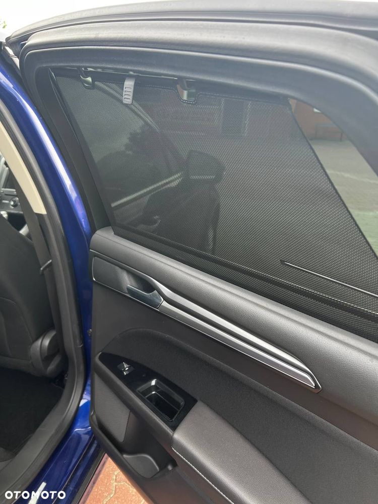 Ford Mondeo - 27