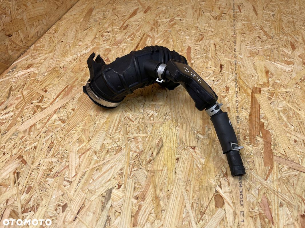 RURA PRZEWÓD DOLOT WLOT POWIETRZA NISSAN JUKE II F16 165781543R 2019- - 1