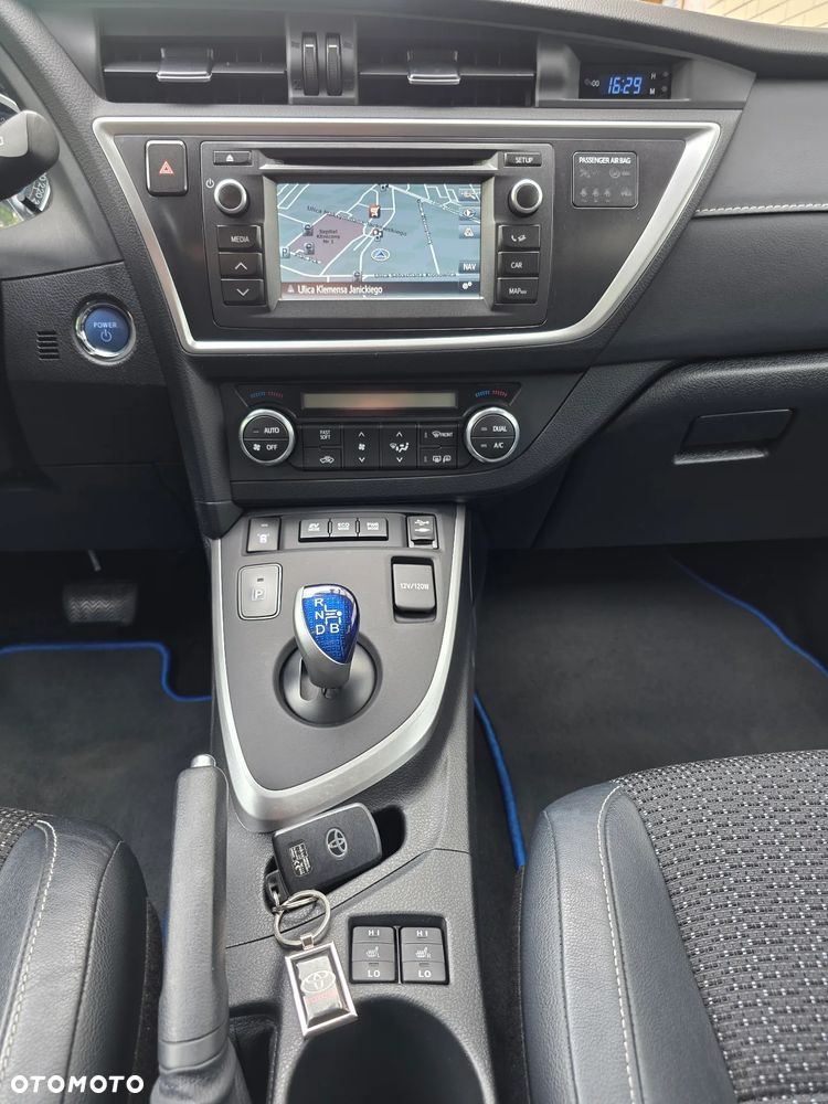 Toyota Auris - 27