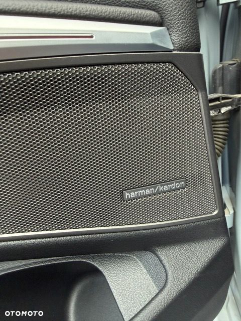 BMW Seria 3 320d xDrive M Sport - 10