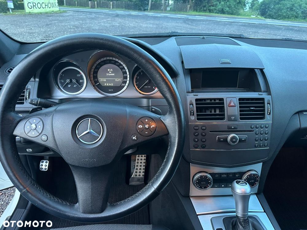 Mercedes-Benz Klasa C 180 Kompressor Automatik BlueEFFICIENCY Avantgarde - 18