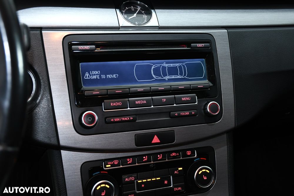 Volkswagen Passat Variant 1.4 TSI DSG BlueMotion Technology Highline - 13