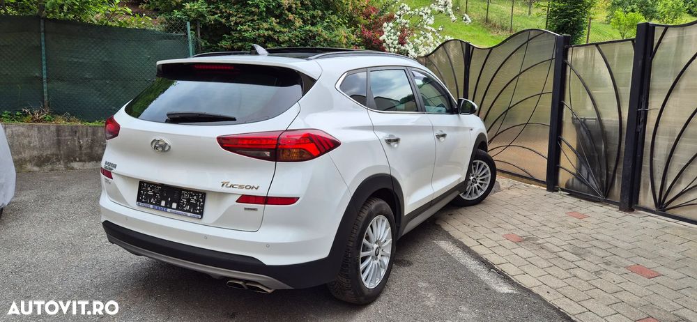 Hyundai Tucson 2.0 CRDI 4WD Automatik Premium - 4