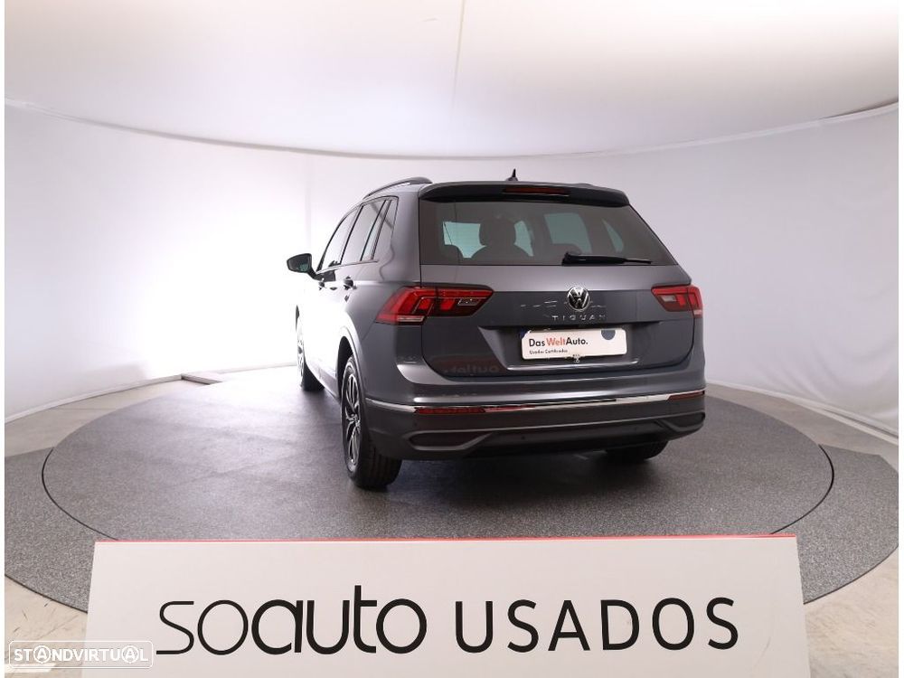 VW Tiguan 2.0 TDI Life DSG - 3