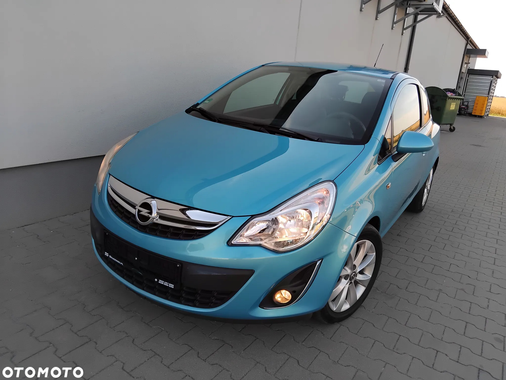 Opel Corsa 1.2 16V (ecoFLEX) Color Edition - 16