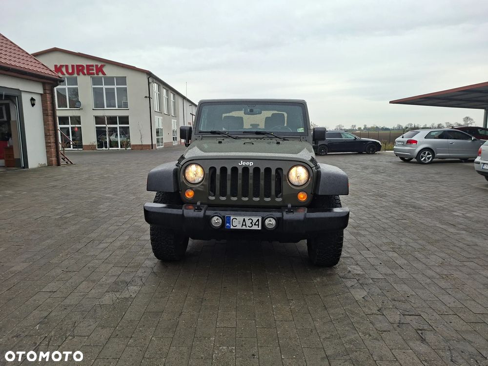 Jeep Wrangler - 2