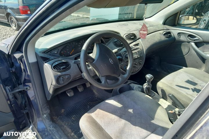 Consola centrala Ford Focus 1 [1998 - 2004] wagon 5-usi 1.8 Tddi MT ( - 6