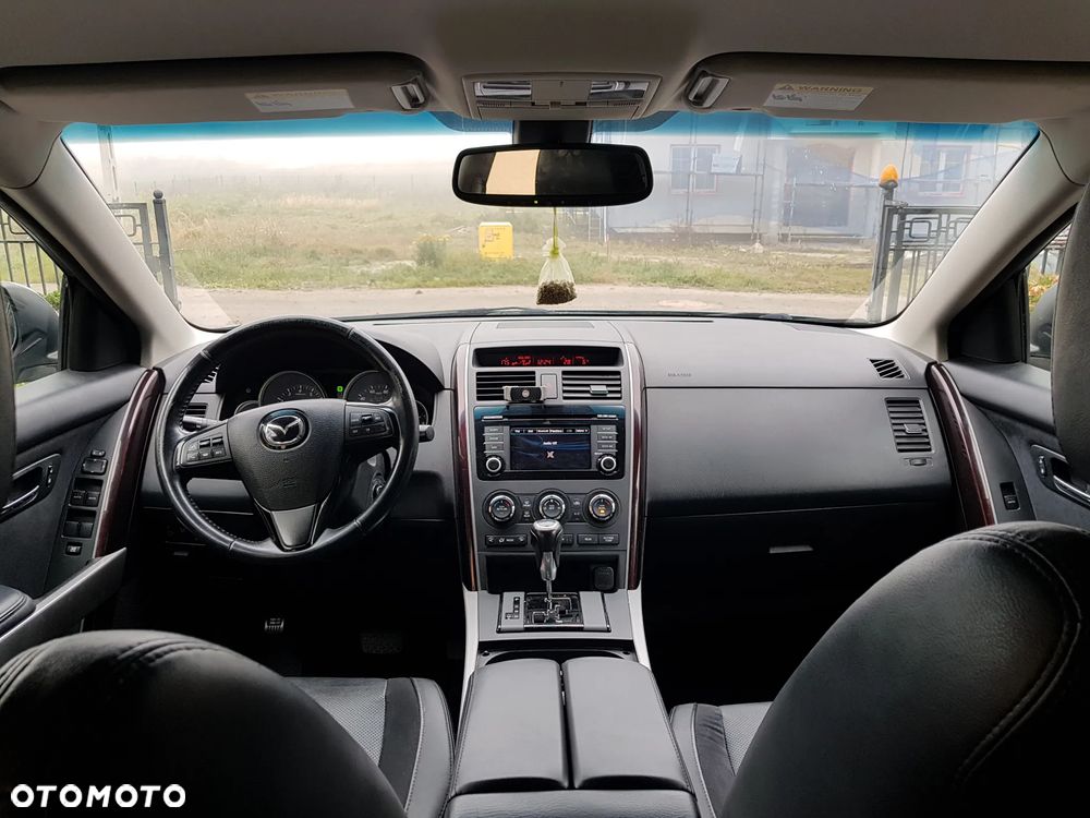 Mazda CX-9 - 16