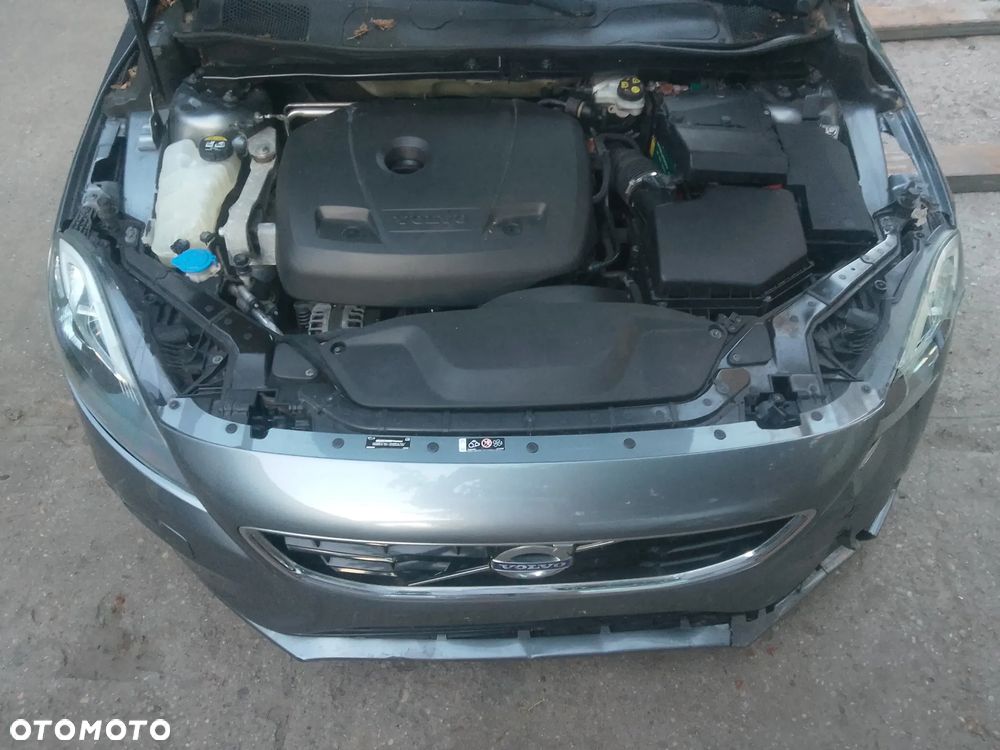Volvo V40 T2 Drive-E Ocean Race - 6