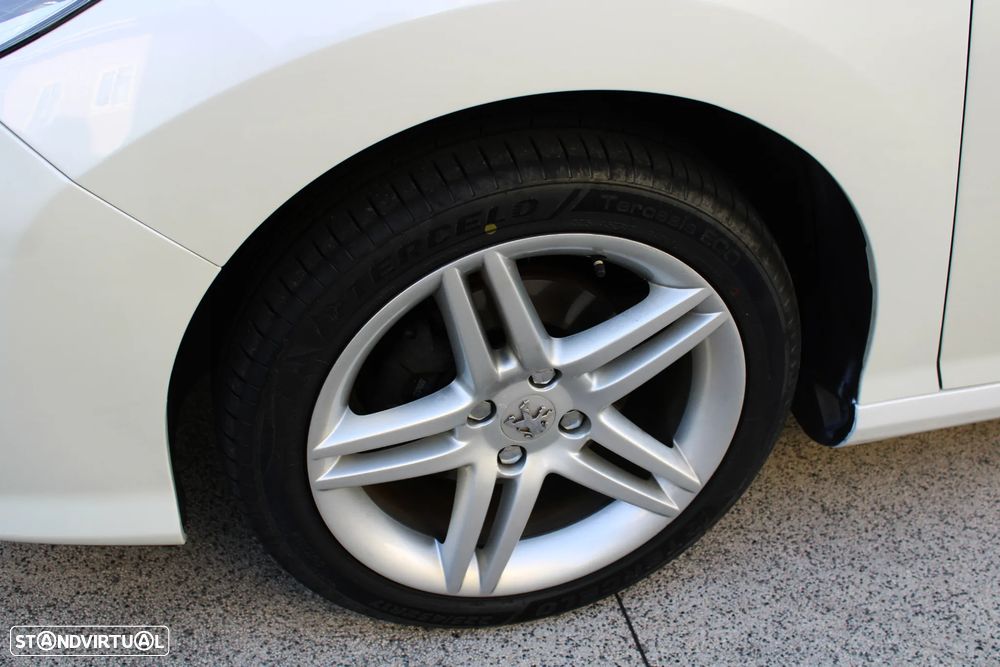 Peugeot 308 CC 1.6 HDi Sport - 48