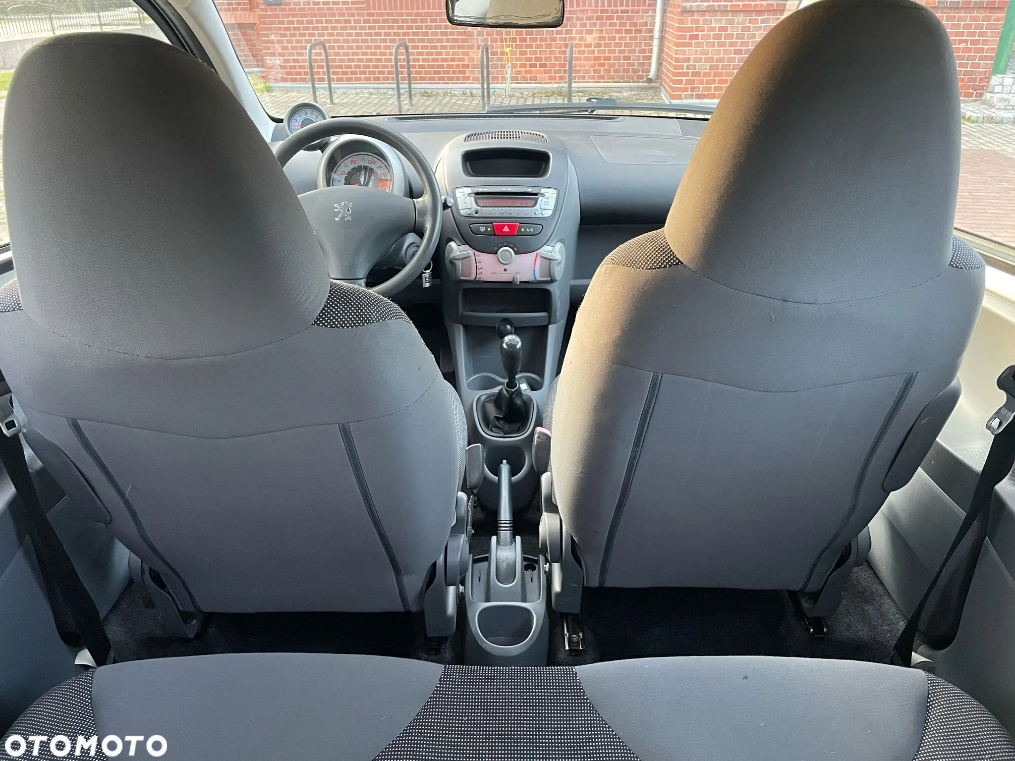 Peugeot 107 1.0 Trendy - 10