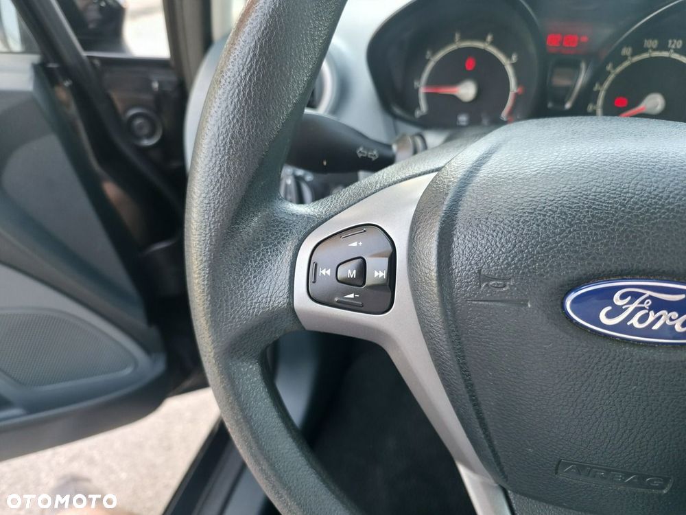 Ford Fiesta - 18