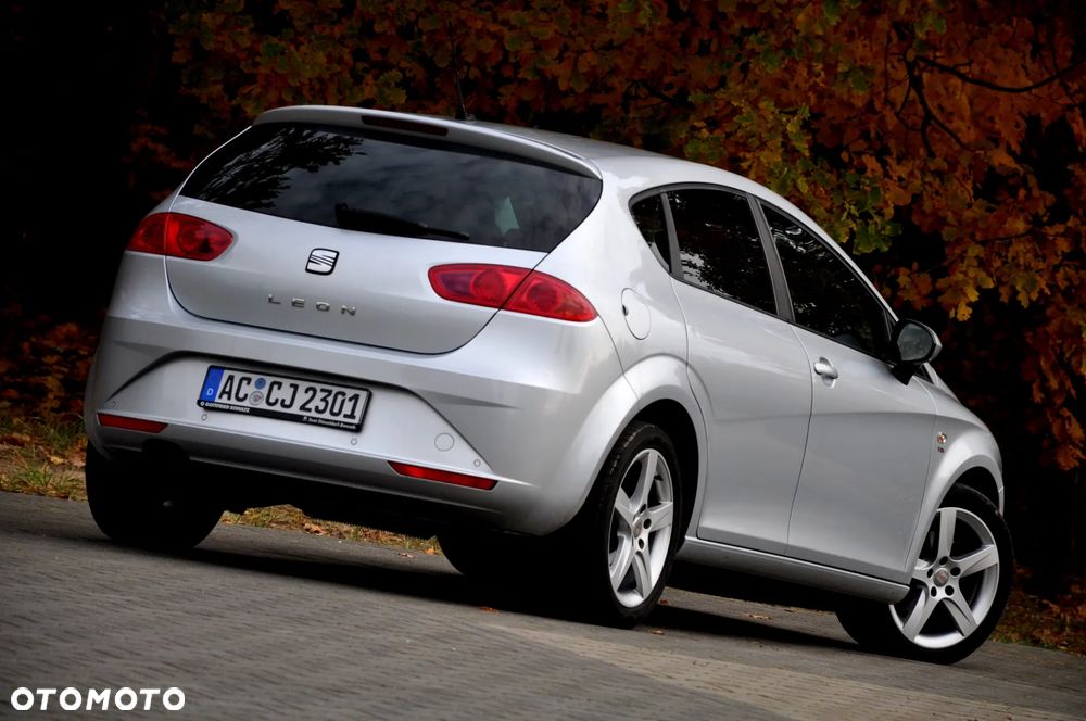 Seat Leon 2.0 TDI DPF Style Copa - 17