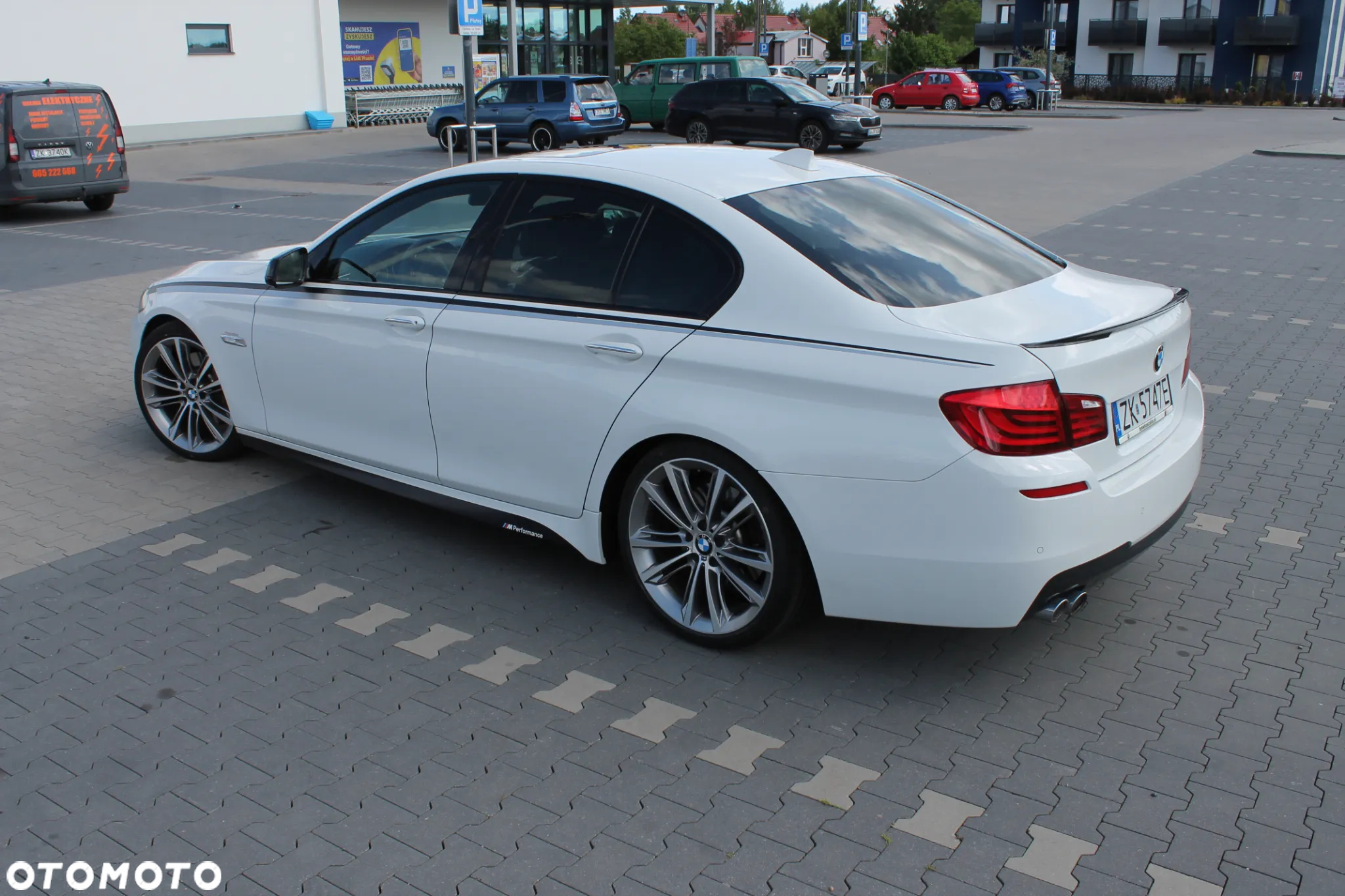 BMW Seria 5 530d xDrive - 5