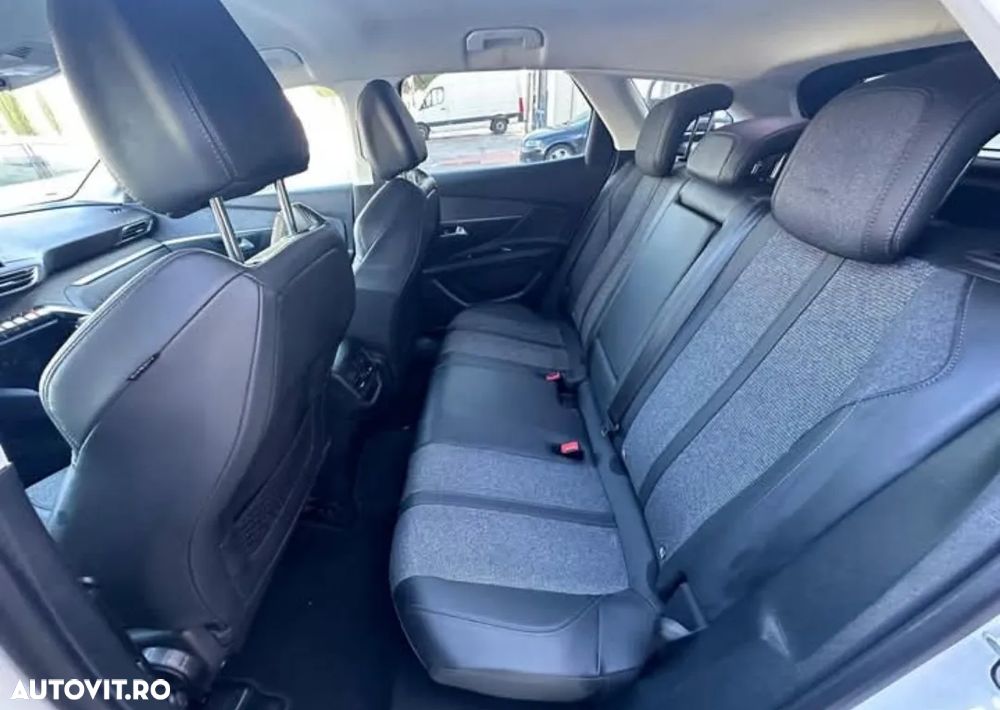 Peugeot 3008 PureTech 130 Stop & Start GPF Access - 4