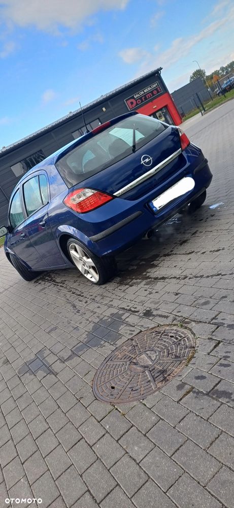 Opel Astra 2.0 Turbo Sport - 2