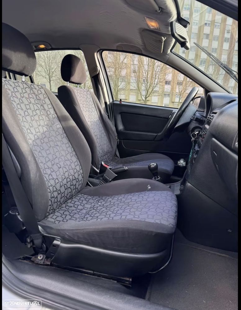 Opel Astra 1.4 100 - 8
