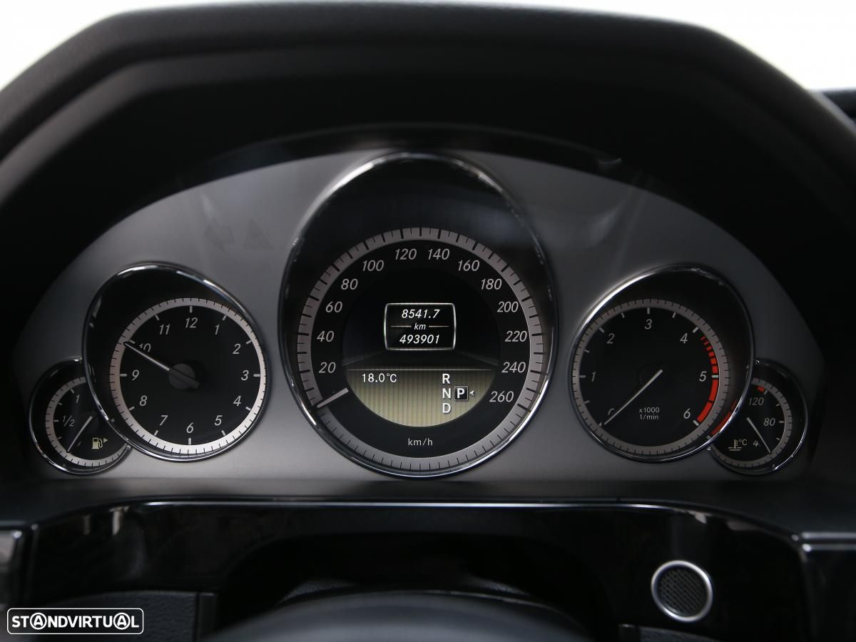 Mercedes-Benz E 220 - 18