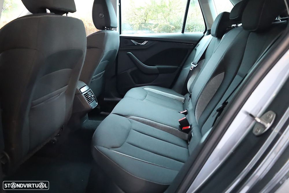 Skoda Kamiq 1.0 TSI DSG - 42