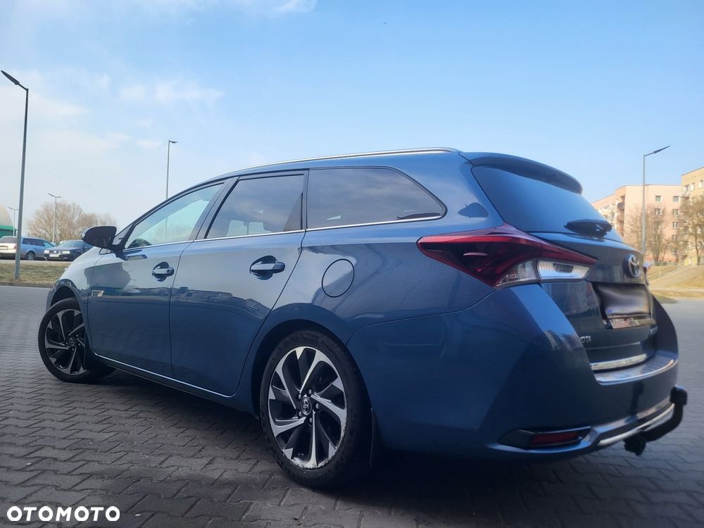 Toyota Auris - 7