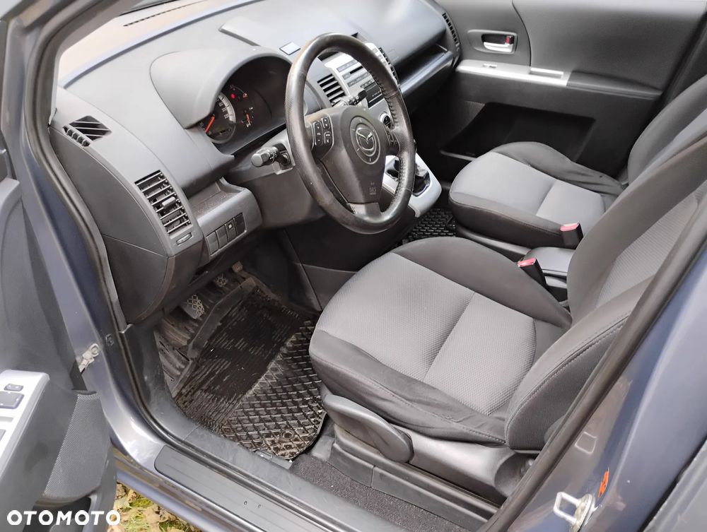 Mazda 5 - 34