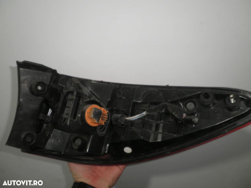 Stop stanga aripa Renault Kadjar 2017 265552478R - 2