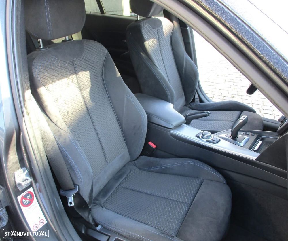 BMW 320 d xDrive Pack M Auto - 13