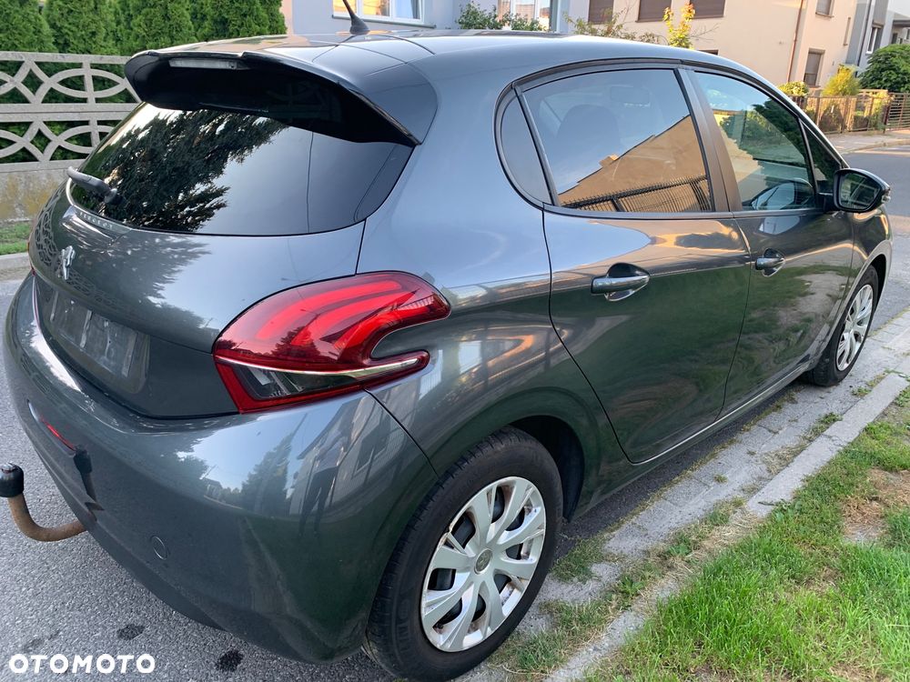 Peugeot 208 1.6 BlueHDi Active S&S - 11