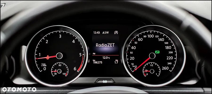 Volkswagen Golf - 20