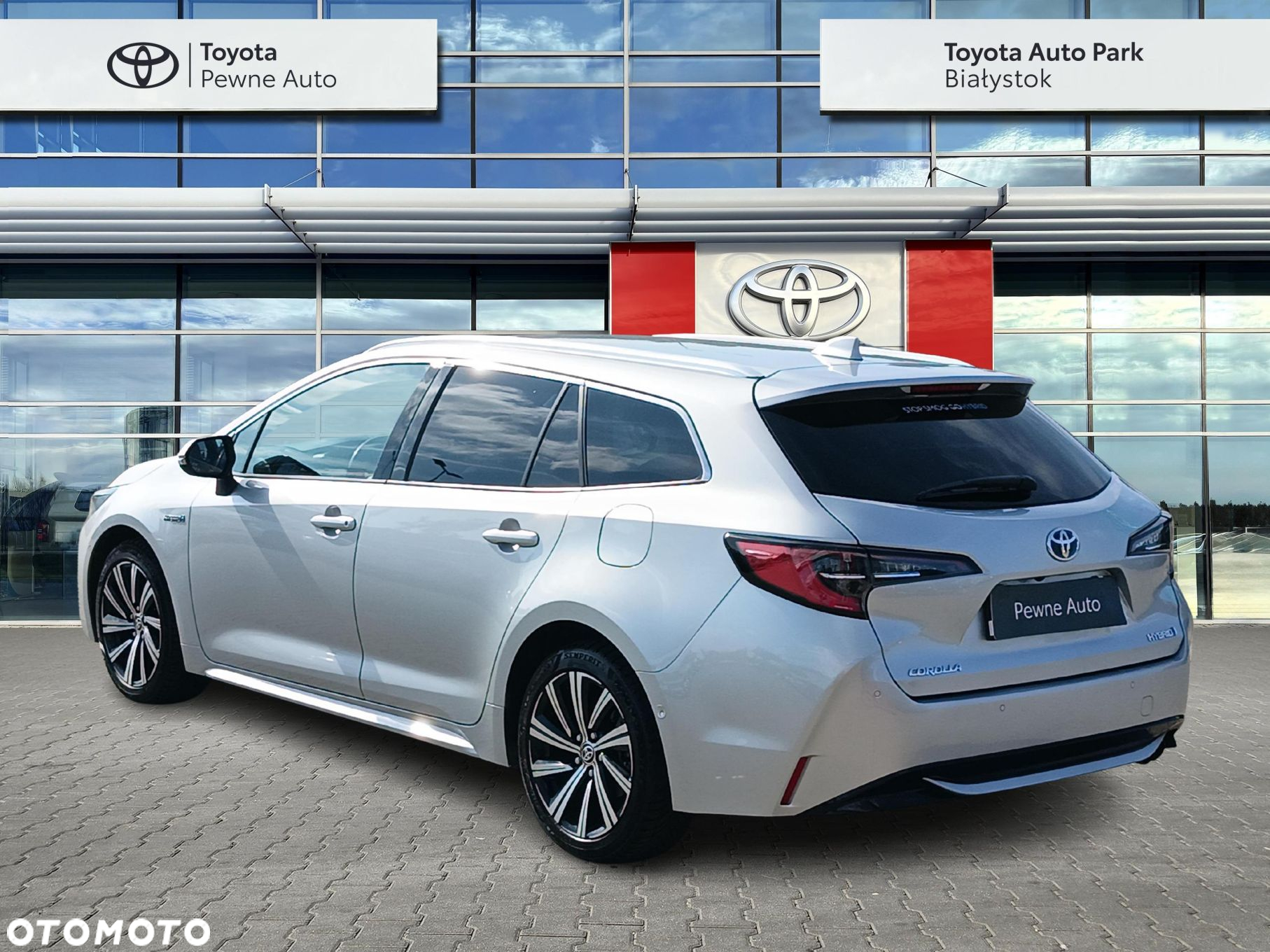 Toyota Corolla 2.0 Hybrid Comfort - 3