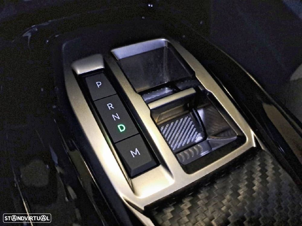 Peugeot 2008 1.2 Hybrid Allure e-DCS6 - 18