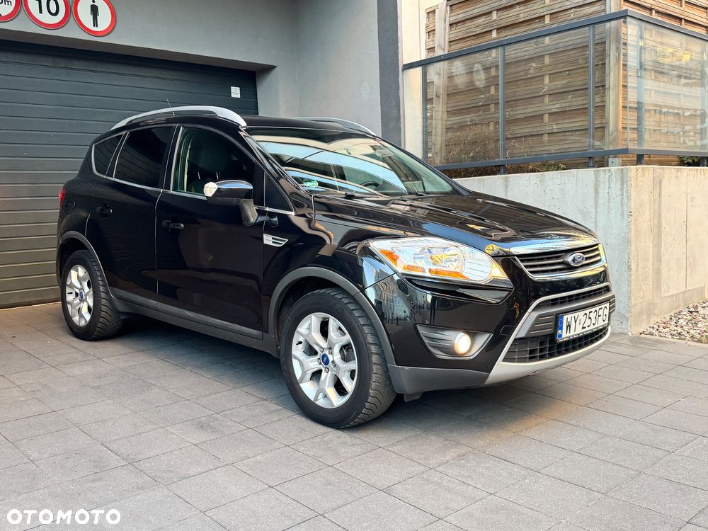 Ford Kuga 2.0 TDCi 2x4 Champions Edition - 4