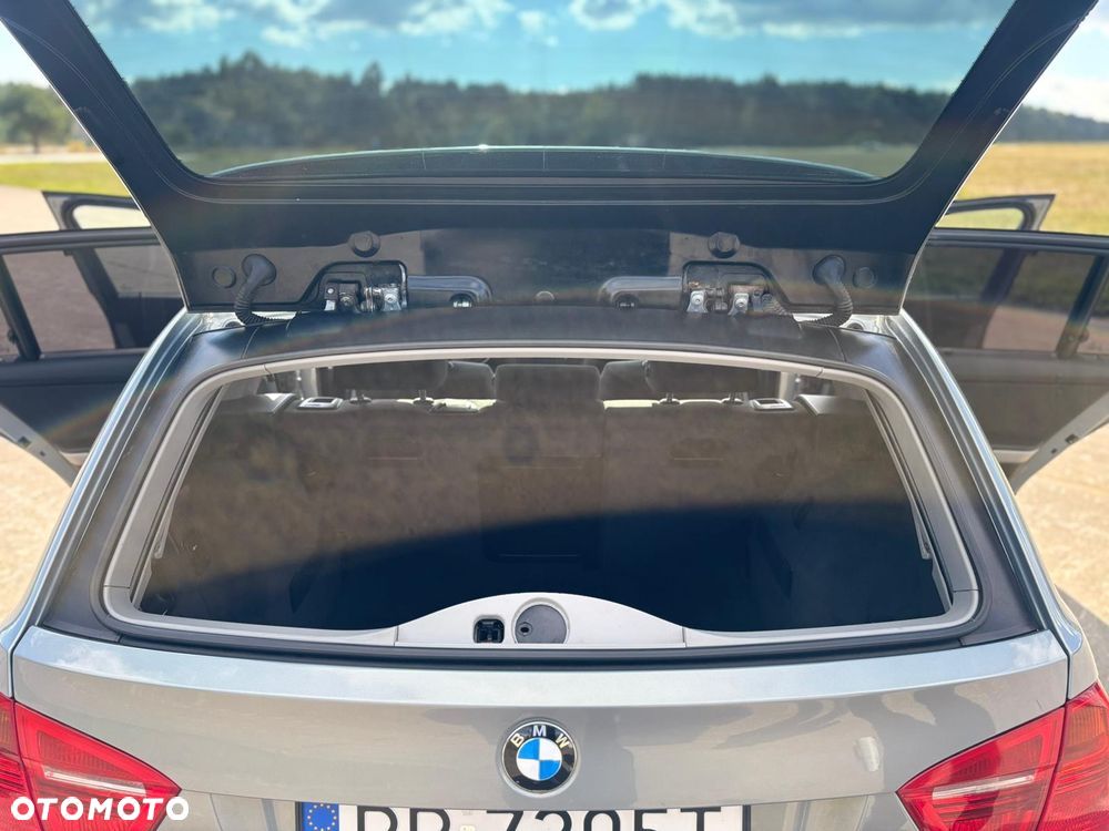 BMW Seria 3 320d - 24