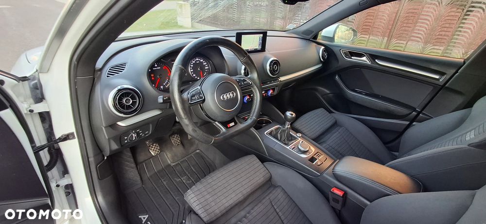 Audi A3 Sportback 2.0 TDI (clean diesel) S line Sportpaket - 11