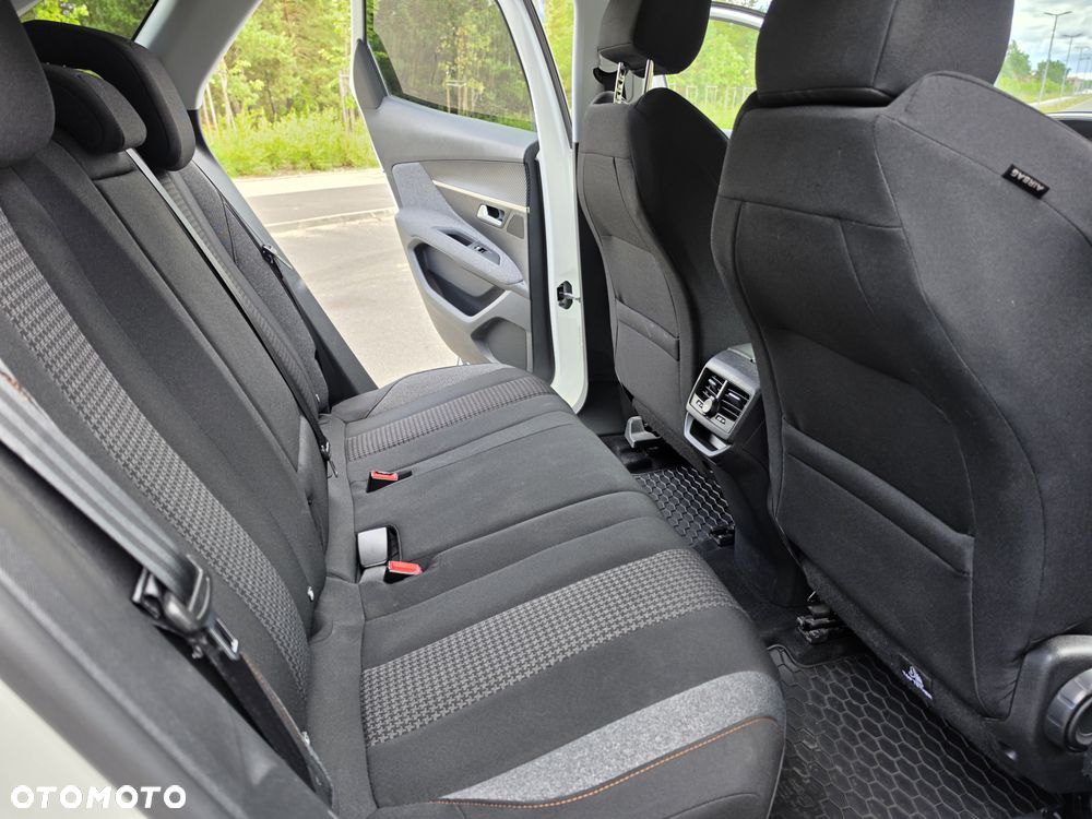 Peugeot 3008 1.2 PureTech Active S&S - 20