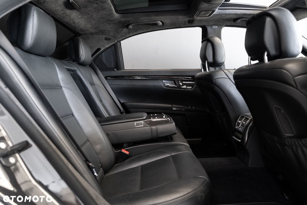 Mercedes-Benz Klasa S 63 AMG L - 32