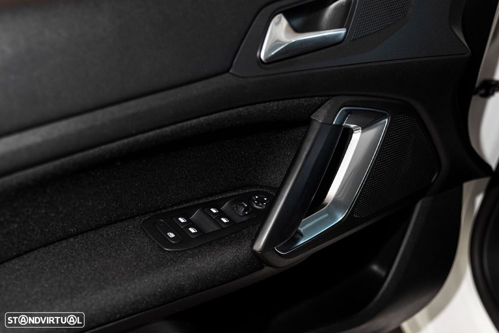 Peugeot 308 1.5 BlueHDi Active - 18