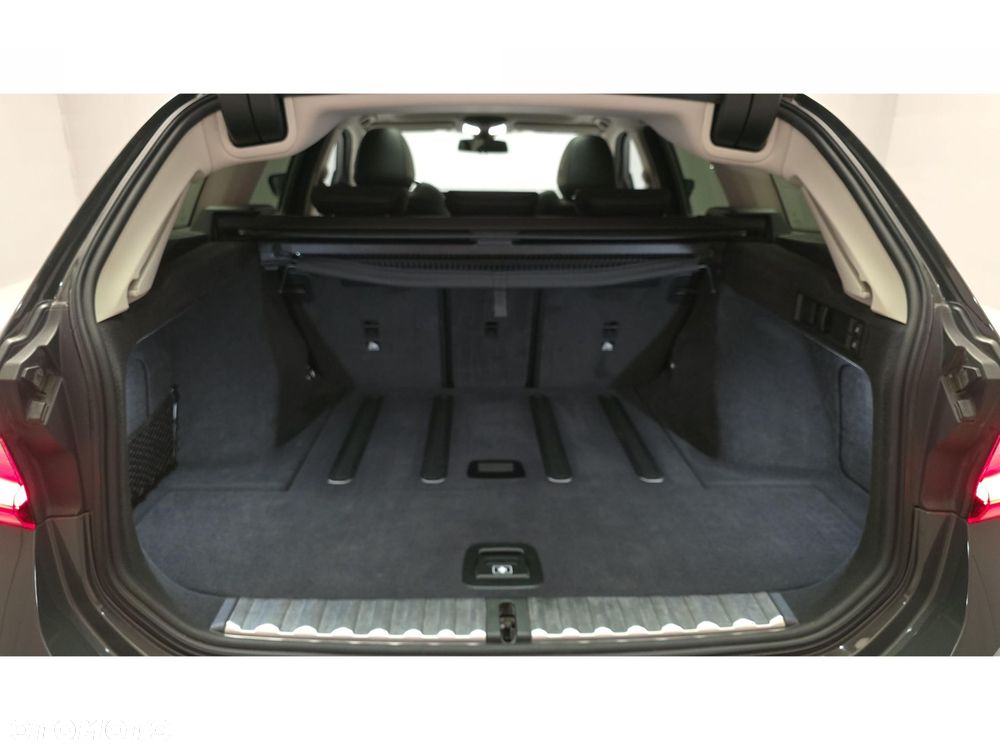 BMW Seria 3 - 24
