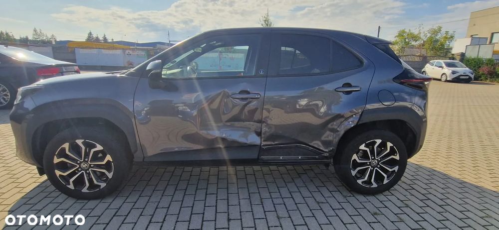 Toyota Yaris Cross Hybrid 1.5 Comfort - 12