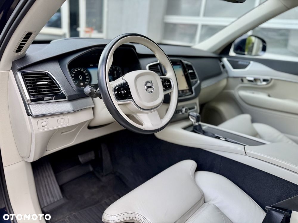 Volvo XC 90 T5 AWD Geartronic Inscription - 12