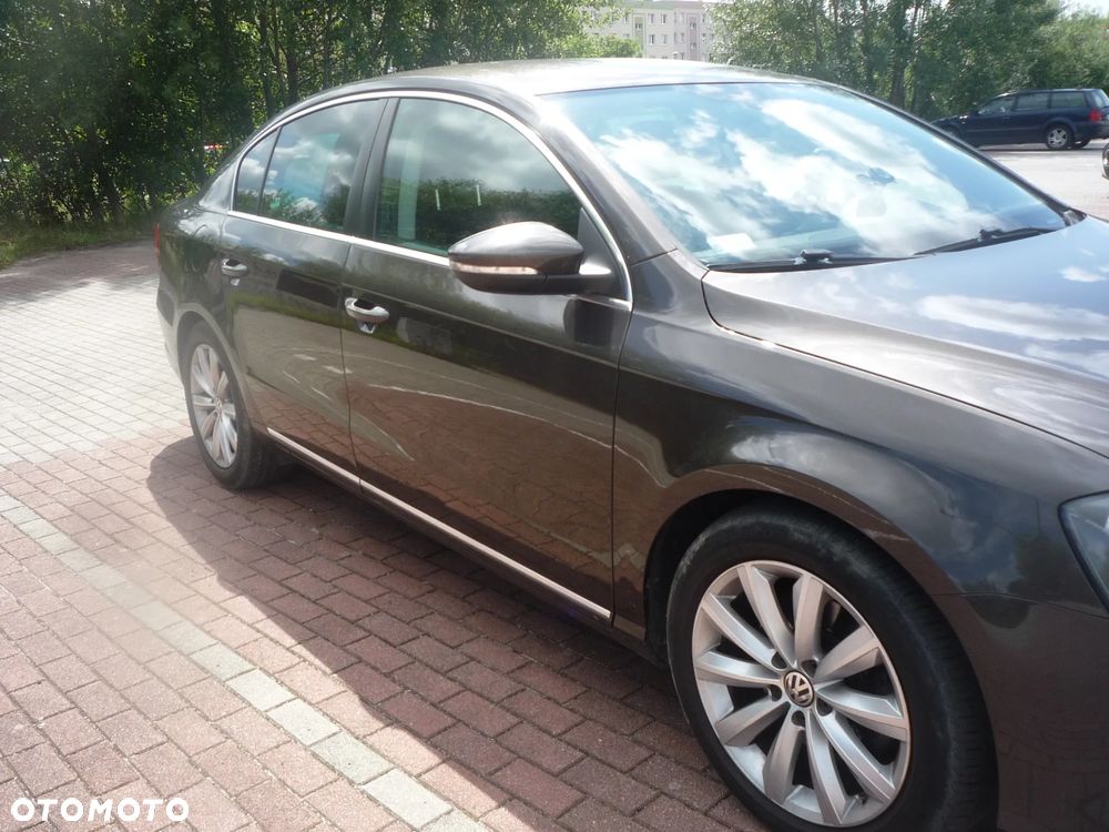 Volkswagen Passat 1.6 TDI Comfortline - 3
