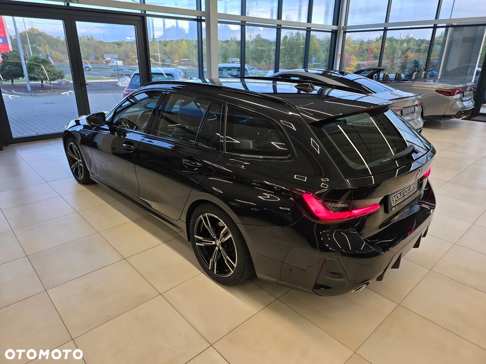 BMW Seria 3 318i M Sport - 6