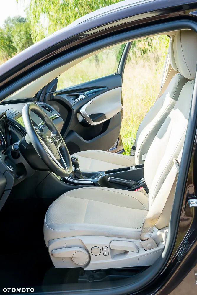 Opel Insignia - 4