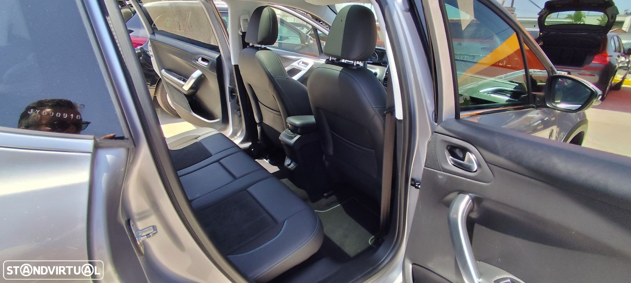 Peugeot 2008 1.6 BlueHDi Crossway - 25
